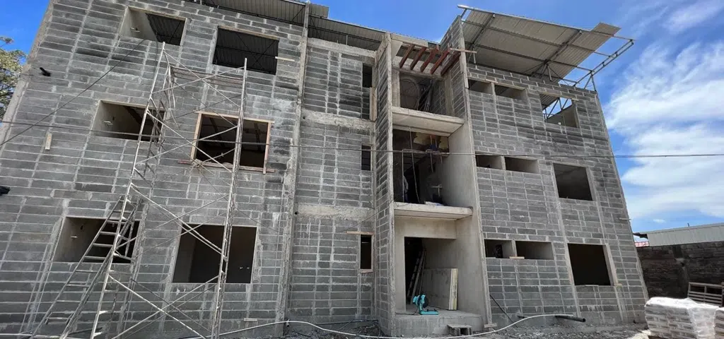 Sistema de construcción con block y acero Masterblock